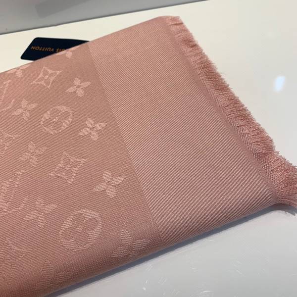 Louis Vuitton Scarf LVC00561